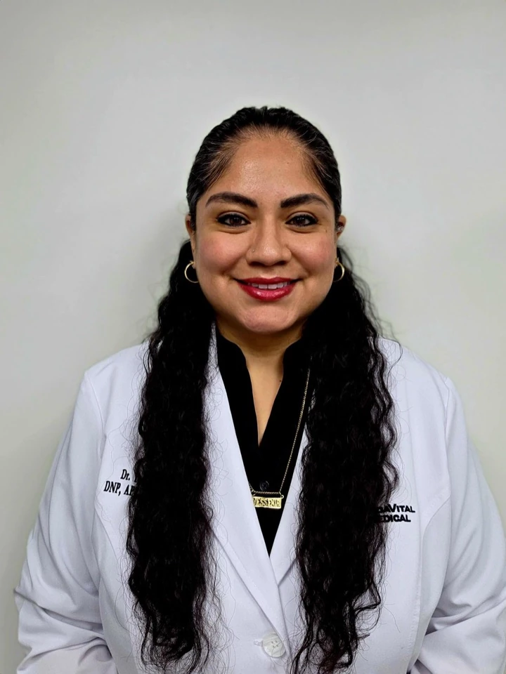 Dr. Yessenia Quirola, DNP, APRN, FNP-BC, NP-C